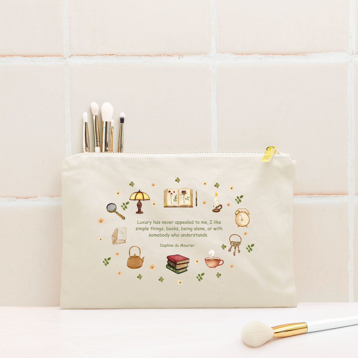 Daphne du Maurier: Lined Cosmetic Bag
